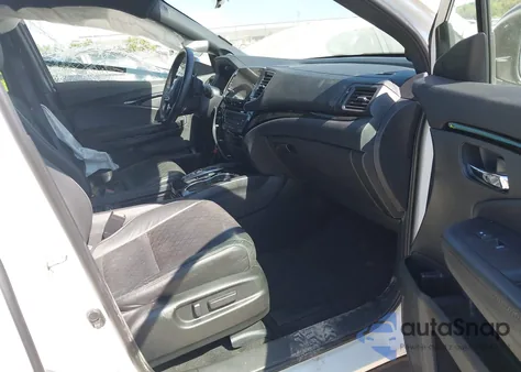 2019 Honda Passport Touring из США, поврежденный, VIN 5FNYF8H97KB001461